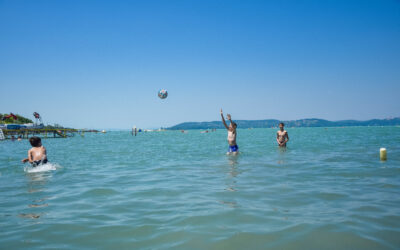 Aktuális híreink: "Nyár van és semmi baj, olvadunk, mint a vaj" - a jövő héten akár 36 fok is lehet