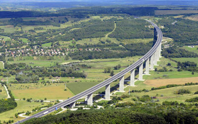 Aktuális híreink: Ősszel is gyönyörű látványt nyújt a Zamárdit is érintő híd