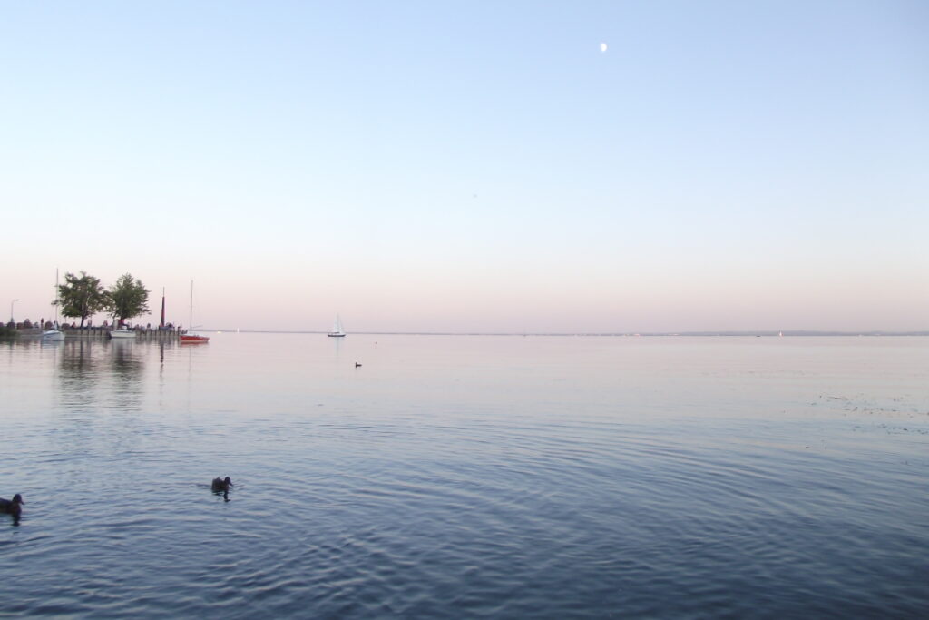 Aktuális híreink: Novemberben ritka az ekkora balatoni vízállás